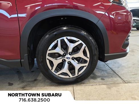 Certified 2024 Subaru Forester Premium AWD/4WD image 26