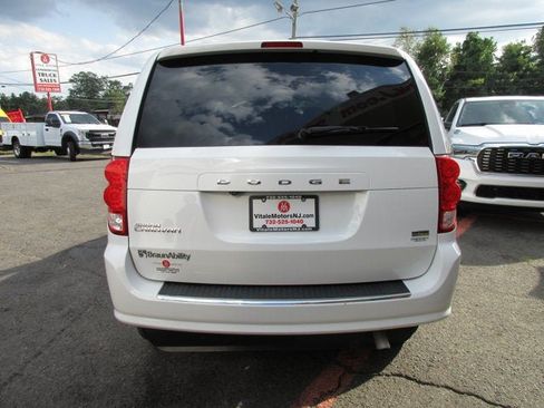 Used 2019 Dodge Grand Caravan SE FWD image 33