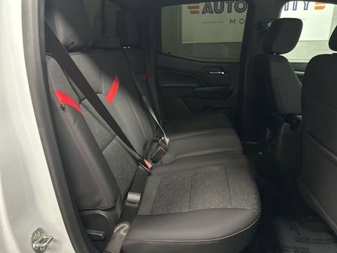 Used 2024 Chevrolet Colorado Z71 w/ Advanced Trailering Package AWD/4WD image 21