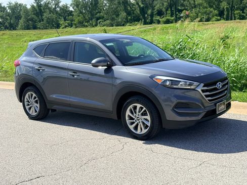 Used 2018 Hyundai Tucson SE AWD/4WD image 27