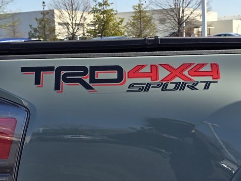 Certified 2023 Toyota Tacoma TRD Sport w/ Advanced Technology Package AWD/4WD image 18