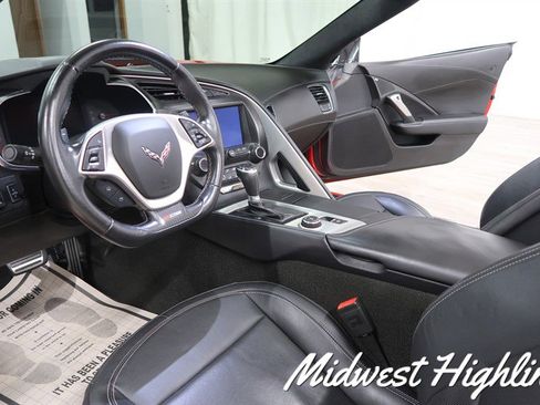 Used 2015 Chevrolet Corvette Z06 w/ 3LZ Preferred Equipment Group image 32