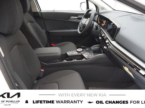 New 2026 Kia Sportage S image 16