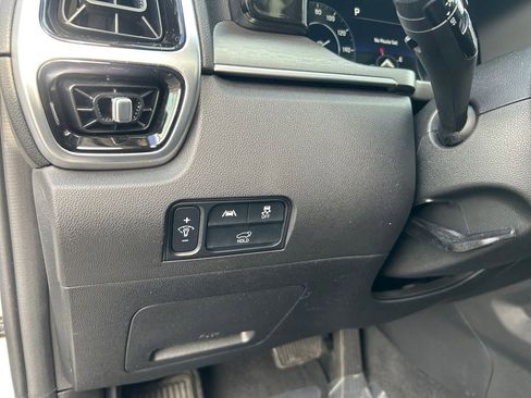 Used 2023 Kia Sorento SX image 21