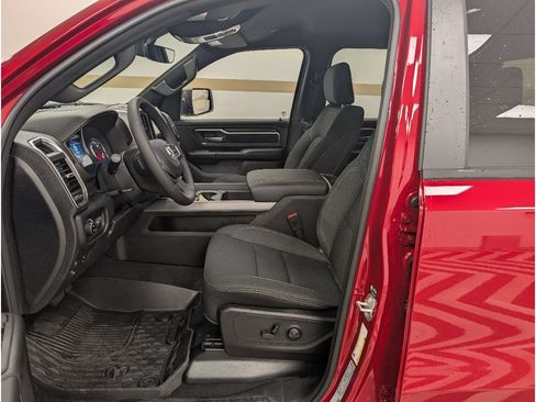 New 2026 RAM 1500 Big Horn AWD/4WD image 6