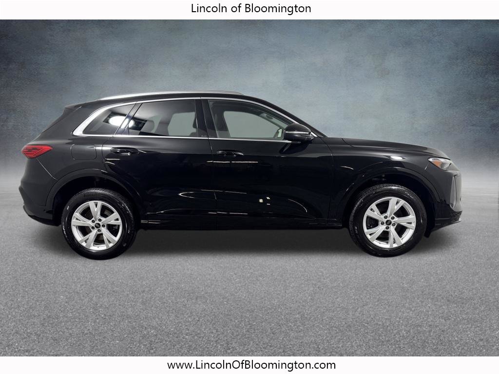 Used 2025 Audi Q5 Premium w/ Convenience Package AWD/4WD image 8