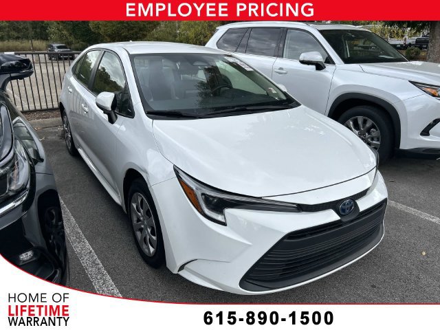 Used 2023 Toyota Corolla LE FWD image 1