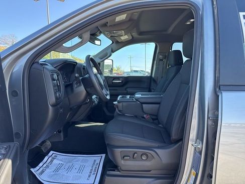 Used 2026 Chevrolet Silverado 2500 Custom w/ Custom Value Package image 11
