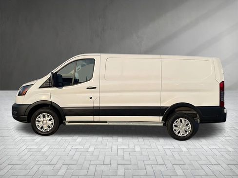 Used 2024 Ford Transit 250 Low Roof w/ Exterior Upgrade Package image 4