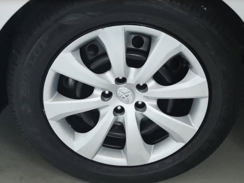 Used 2023 Toyota Corolla LE w/ Carpet Mat Package (TMS) FWD image 35