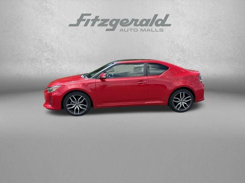 Used 2014 Scion tC FWD image 4