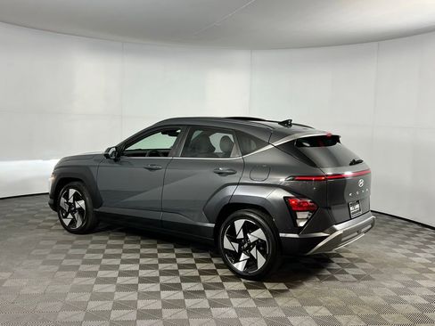 Used 2024 Hyundai Kona Limited image 7