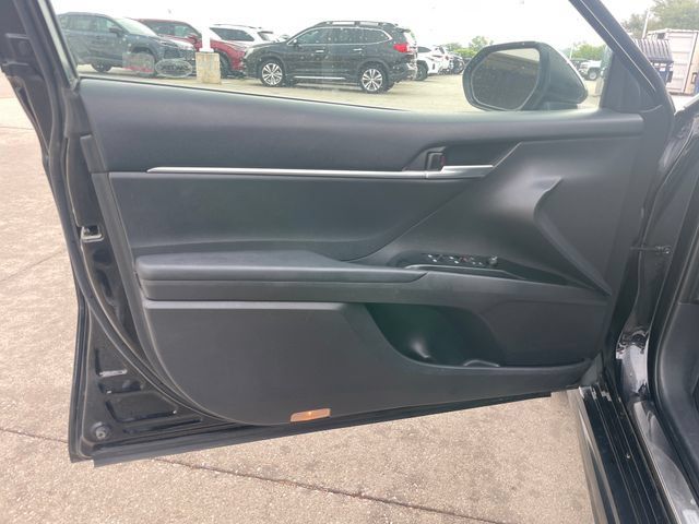 Used 2018 Toyota Camry SE w/ Audio Package FWD image 20