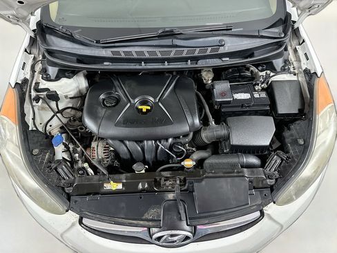 Used 2012 Hyundai Elantra GLS w/ Preferred Pkg 3 image 26