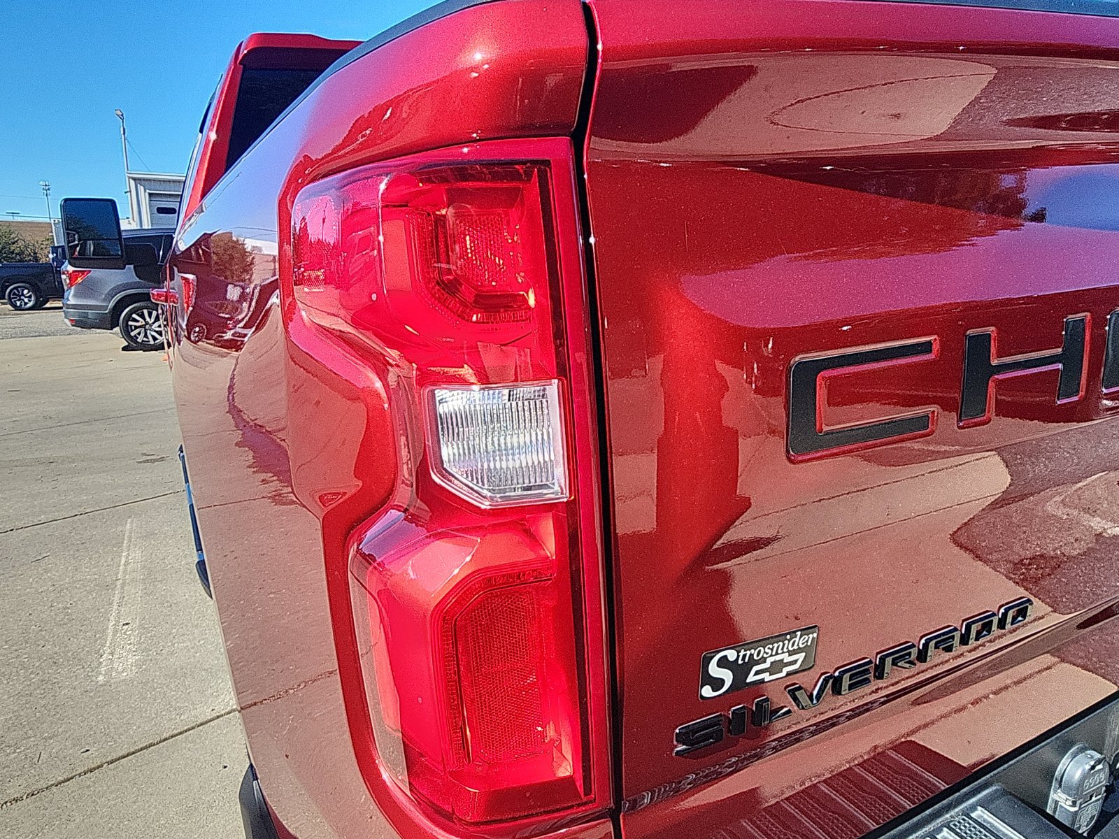 Used 2023 Chevrolet Silverado 1500 RST AWD/4WD image 10