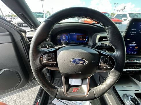 Used 2022 Ford Explorer ST w/ Equipment Group 401A AWD/4WD image 20
