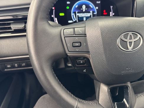 Certified 2025 Toyota Camry LE w/ Convenience Package image 18