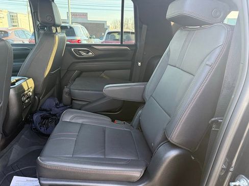 Used 2023 Chevrolet Suburban RST w/ Luxury Package image 21