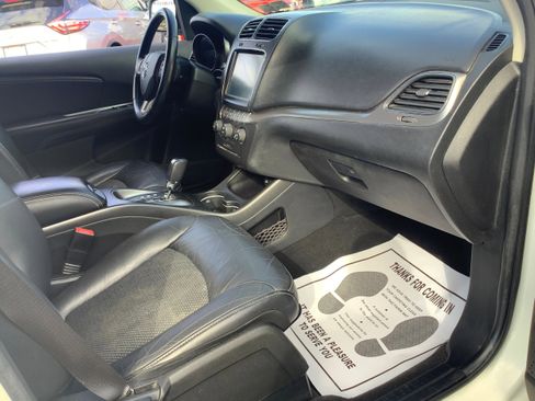 Used 2020 Dodge Journey Crossroad image 16