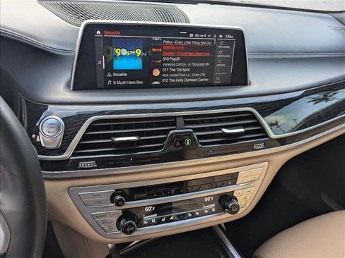 Used 2022 BMW 740i xDrive w/ Autobahn Package image 15