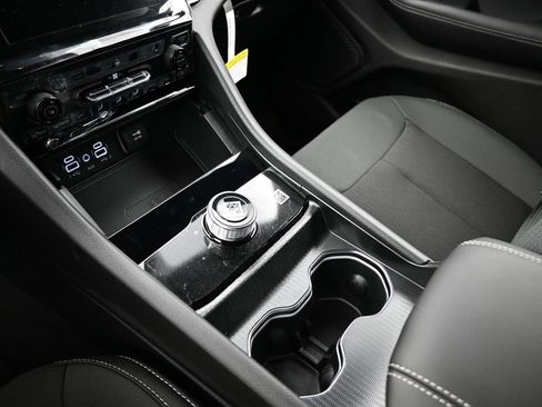 New 2026 Jeep Grand Cherokee Laredo X AWD/4WD image 16