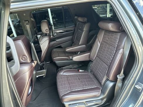 Used 2021 Cadillac Escalade Sport Platinum AWD/4WD image 24