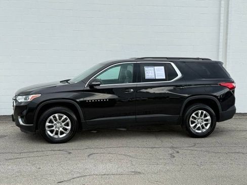 Used 2021 Chevrolet Traverse LT FWD image 30