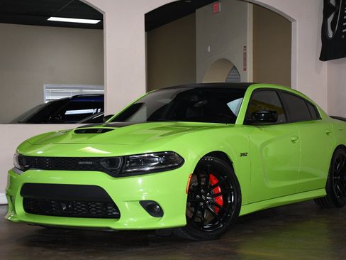 Used 2023 Dodge Charger Scat Pack w/ Daytona Edition Group RWD image 4