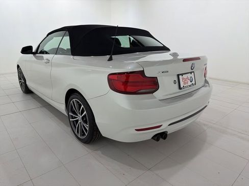 Used 2018 BMW 230i xDrive Convertible image 5