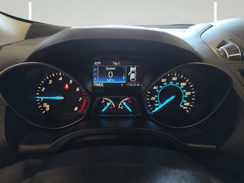 Used 2015 Ford Escape Titanium w/ Equipment Group 301A AWD/4WD image 17