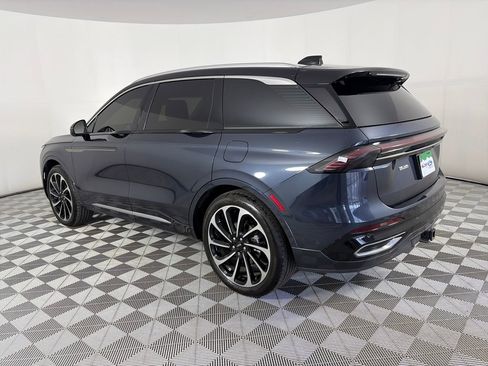 Used 2024 Lincoln Nautilus Black Label image 5