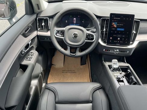 New 2026 Volvo XC90 T8 Ultra w/ Protection Package Premier AWD/4WD image 14