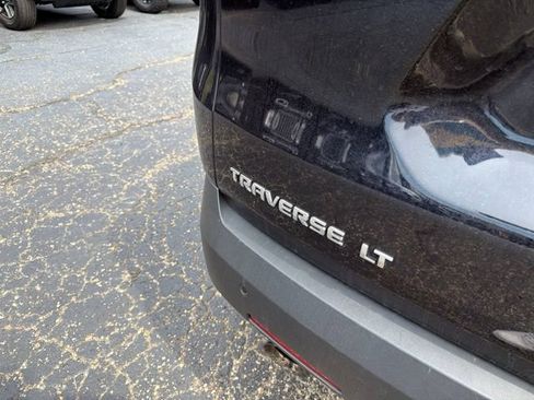 Used 2020 Chevrolet Traverse LT w/ Driver Confidence II Package AWD/4WD image 7
