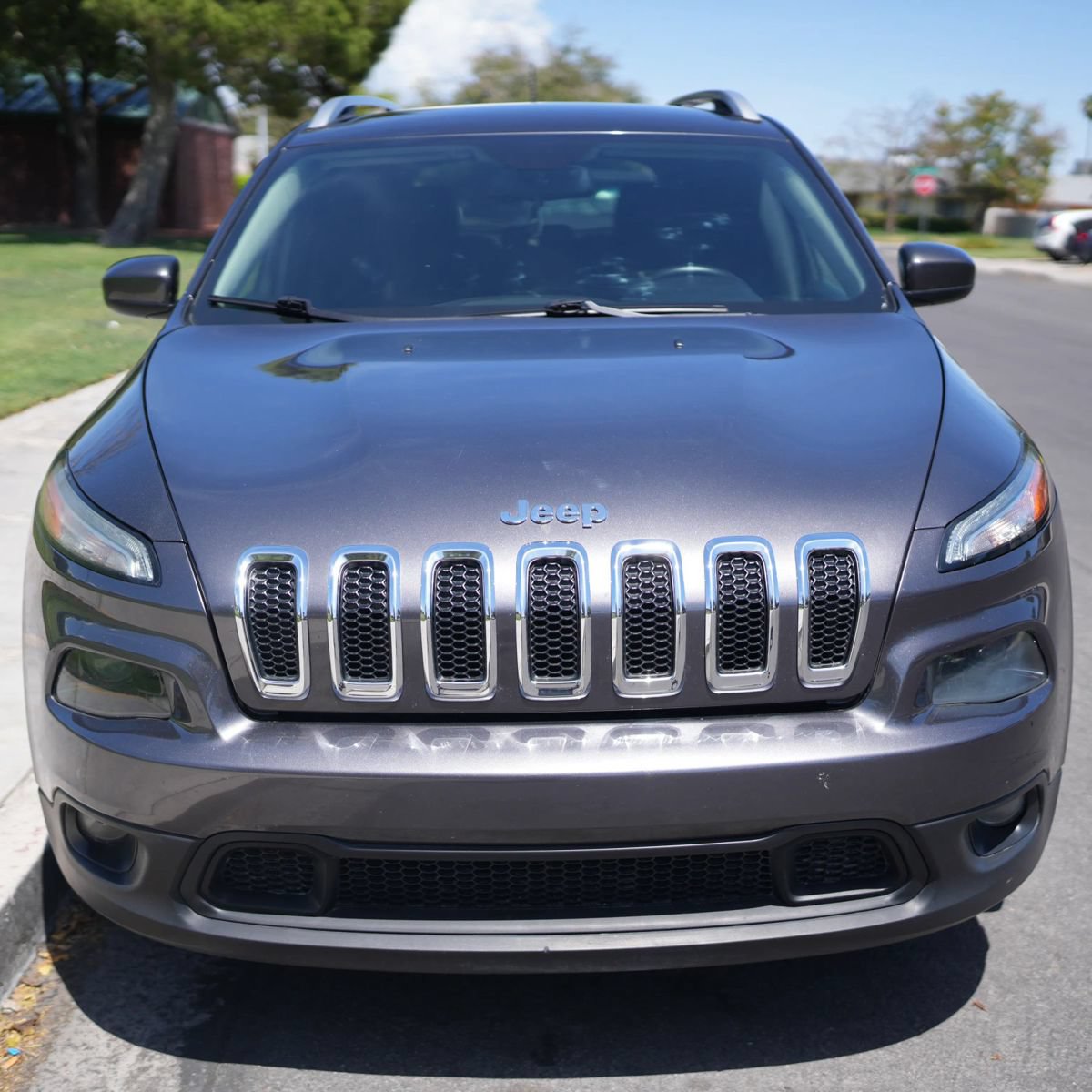 Used 2016 Jeep Cherokee Latitude w/ Comfort & Sound Group FWD image 20
