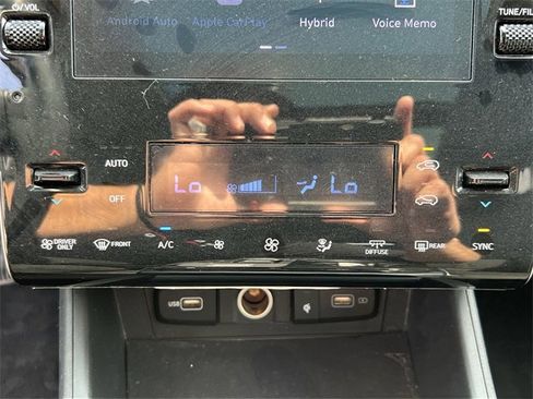 Used 2022 Hyundai Tucson SEL w/ Cargo Package image 18