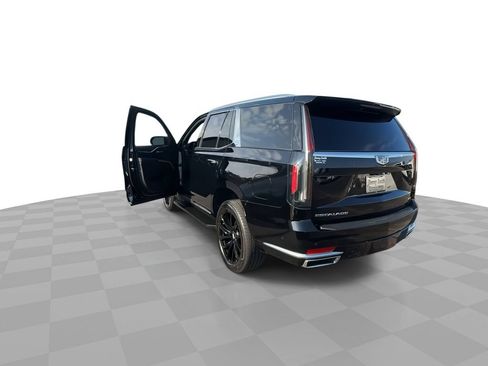 Certified 2024 Cadillac Escalade Premium Luxury AWD/4WD image 6