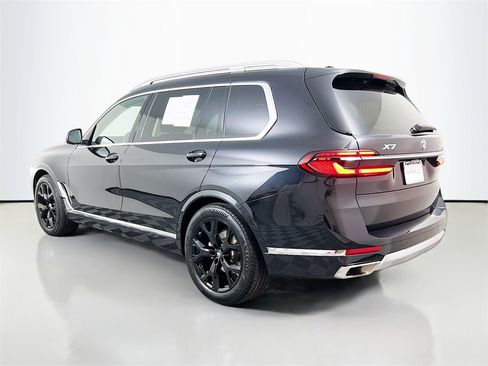 Used 2023 BMW X7 xDrive40i w/ Premium Package image 5