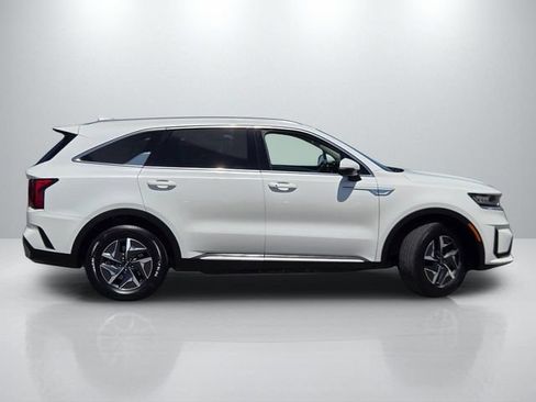 Used 2023 Kia Sorento EX FWD image 3