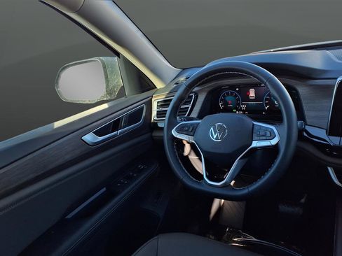 New 2026 Volkswagen Atlas SEL AWD/4WD image 42