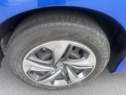 Used 2021 Honda Civic LX image 16