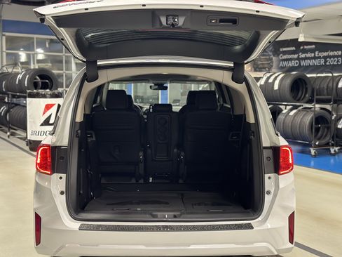 New 2026 Honda Odyssey EX-L image 6