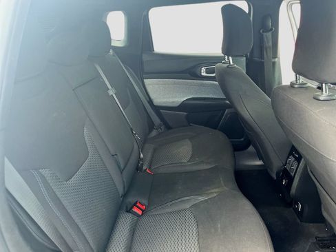 Used 2023 Jeep Compass Sport AWD/4WD image 27