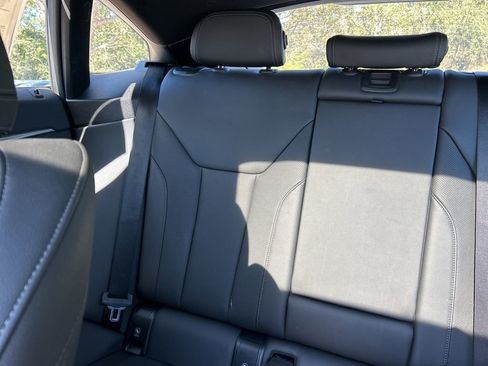 Used 2024 BMW i4 xDrive40i image 12