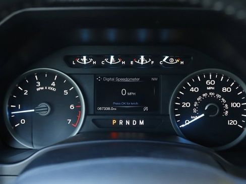 Used 2018 Ford F150 XLT w/ Equipment Group 302A Luxury image 30