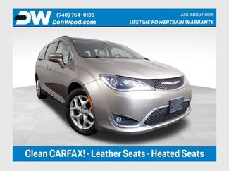 Used 2017 Chrysler Pacifica Touring-L w/ Tire & Wheel Group FWD video 1