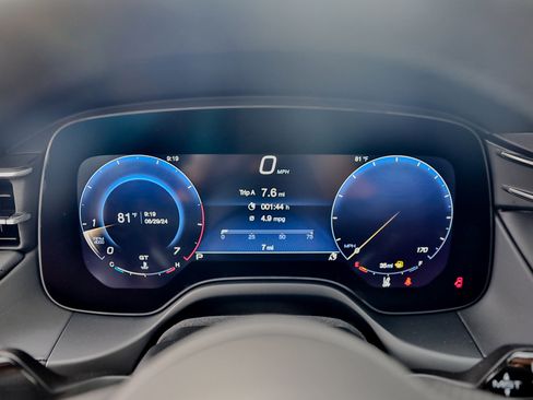 New 2024 Maserati Grecale GT image 23