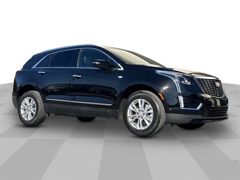 New 2025 Cadillac XT5 Luxury w/ LPO, Floor Liner Package image 7
