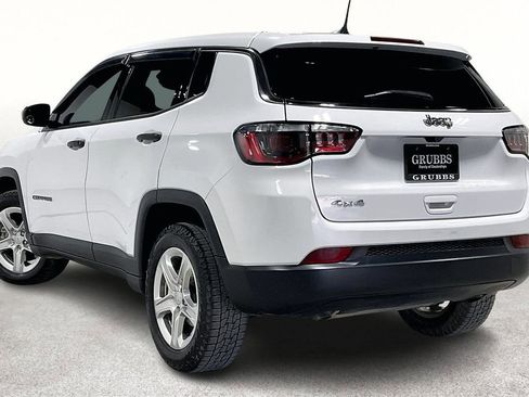 Used 2023 Jeep Compass Sport image 15