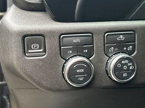 Used 2023 GMC Sierra 1500 Elevation AWD/4WD image 25