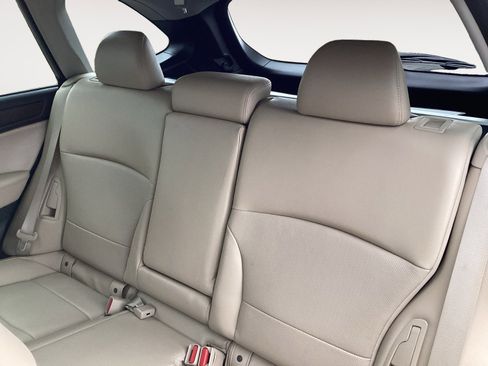 Used 2017 Subaru Outback 2.5i Limited image 13